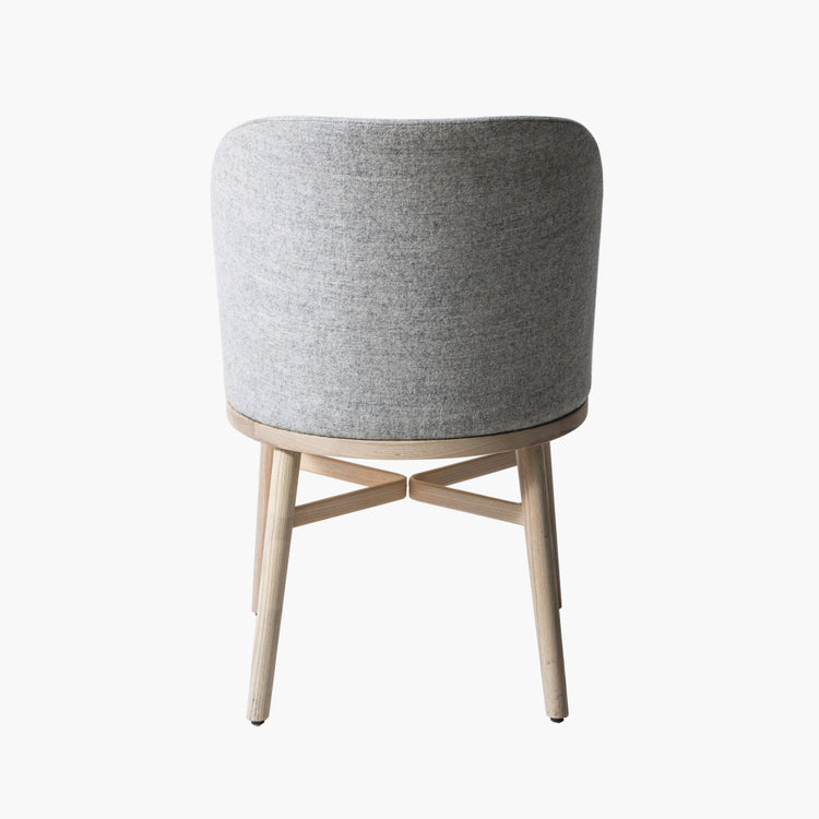 Accord chair